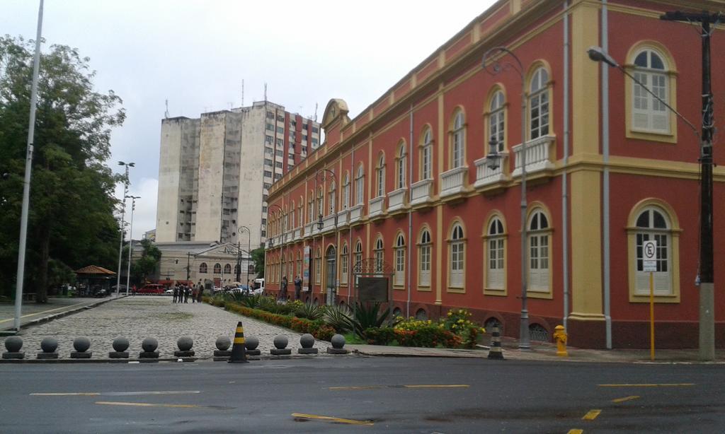 Apartamento Ajuricaba 2 *
